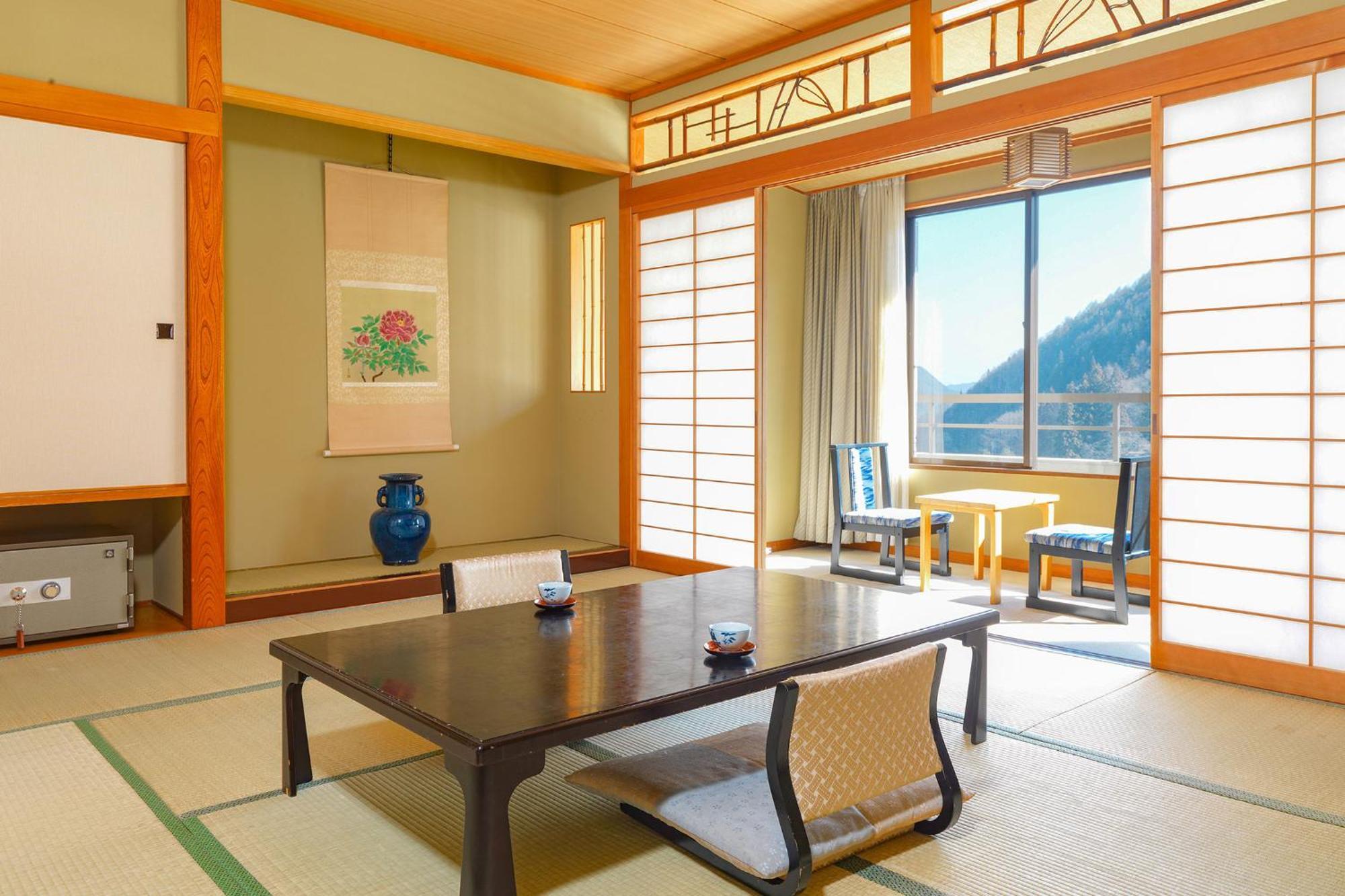 Ooedo Onsen Monogatari Shinshu Kakeyu Hotel Ueda Exterior foto