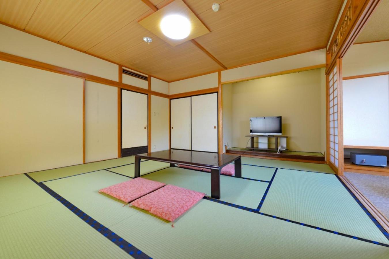 Ooedo Onsen Monogatari Shinshu Kakeyu Hotel Ueda Cameră foto